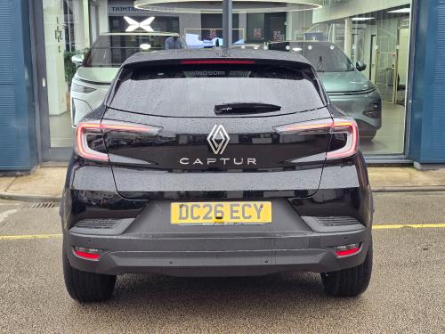 Renault Captur Photo 02802783-c6ae-4a75-8e1c-4f567a51bef7.jpg