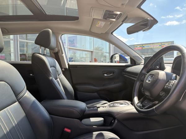 Honda ZR-V Photo 29