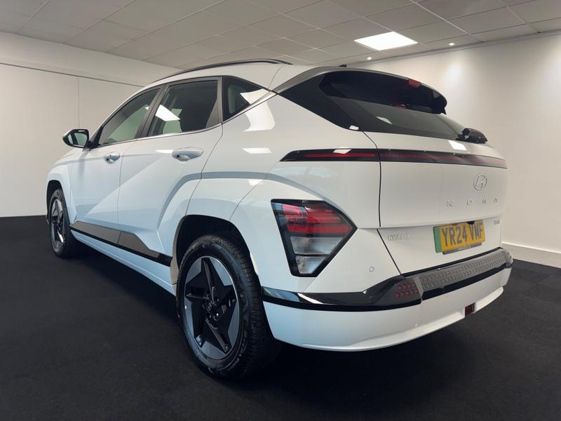 Hyundai KONA Photo 0289baac-f493-42bb-85c4-6bf995bcd6b7.jpg