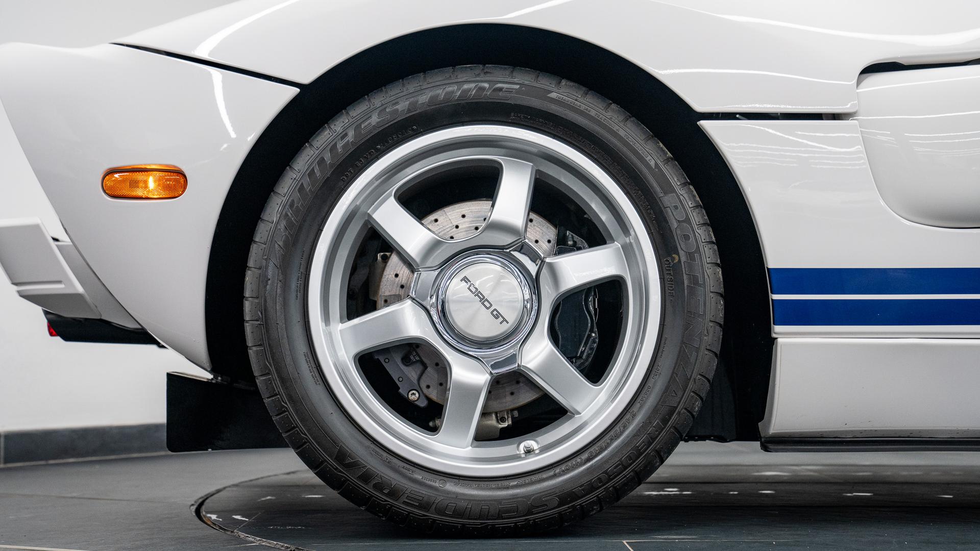 Ford GT Photo 029ac47d-c662-4bb3-9040-615fb9fa41b9.jpg