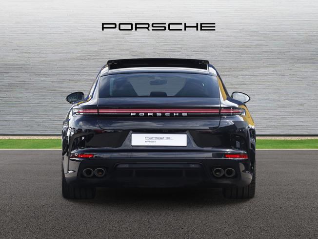 PORSCHE Panamera Photo 6