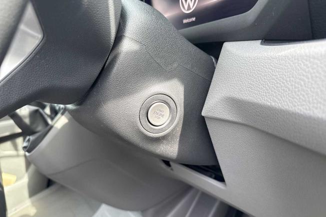 VOLKSWAGEN Crafter Photo 36