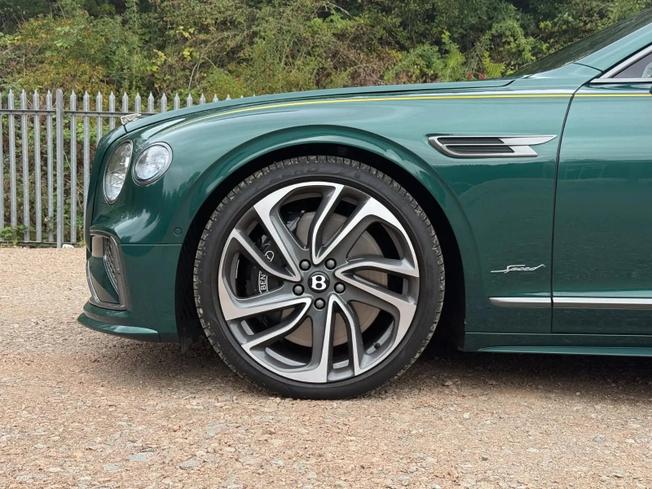 BENTLEY Flying Spur Photo 28