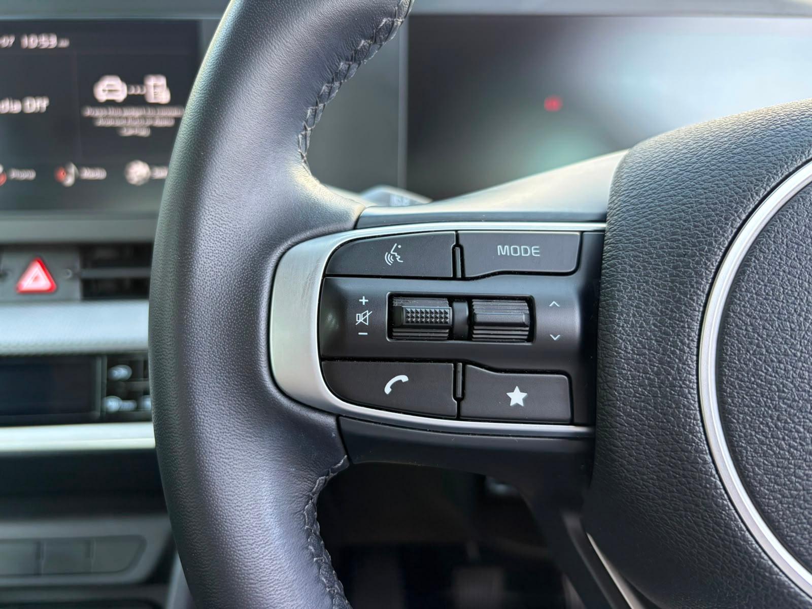 2023 KIA Sportage thumbnail 8