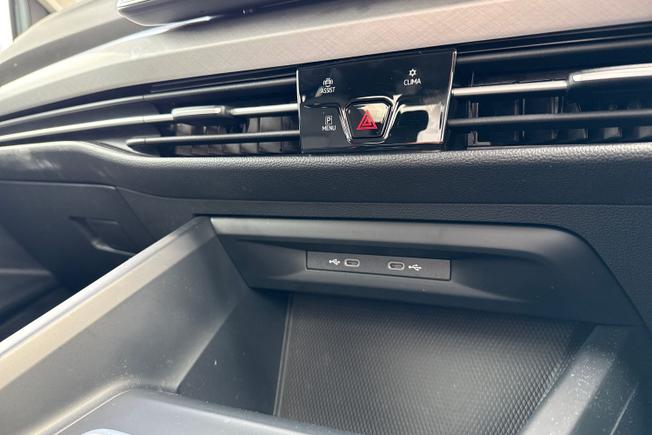 Volkswagen Golf Photo 36