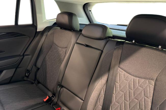 VOLKSWAGEN Tiguan  Photo 9