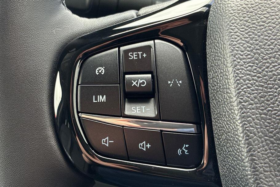 Used Ford CUSTOM CUSTOMPHEV14 24