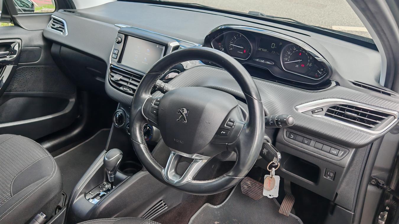 Used Peugeot 208 WG67UPK 11