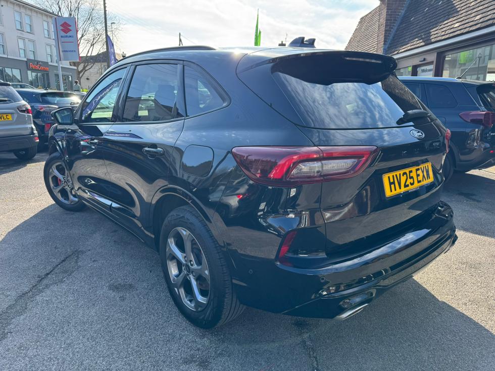 Ford Kuga Photo 02d14ba9-2b65-460c-90a6-185a1b50c7f4.JPEG