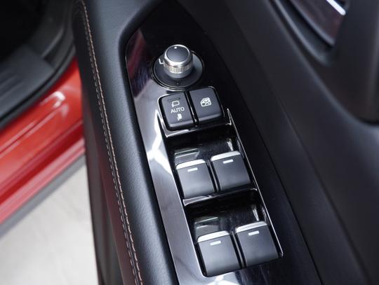 Mazda CX-5 Photo 02e095ee-8b8b-4d81-9516-5cd54920c36e.jpg