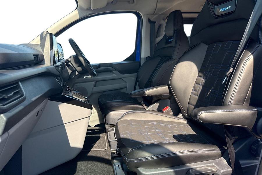Ford TRANSIT CUSTOM Photo 02e443b5-8c72-457e-8d09-5ae7618ae2bc.jpg