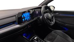 VOLKSWAGEN Golf Photo 2