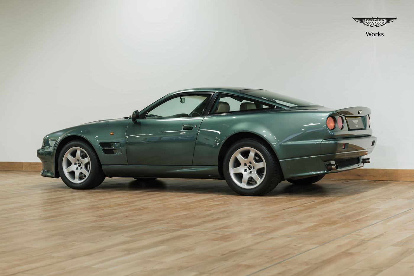 Aston Martin V8 Vantage 1994