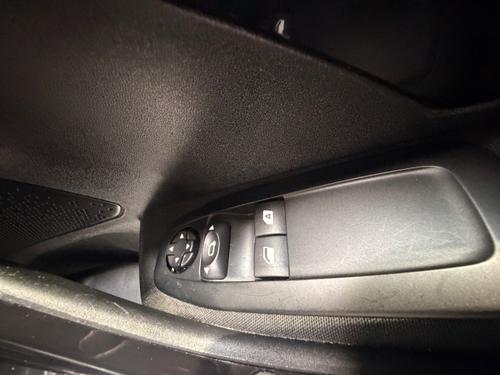 Peugeot 208 Photo 02f54a6f-581e-4a59-a9a5-b506e24c1d3f.jpeg