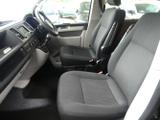 Volkswagen Transporter Shuttle Photo 18