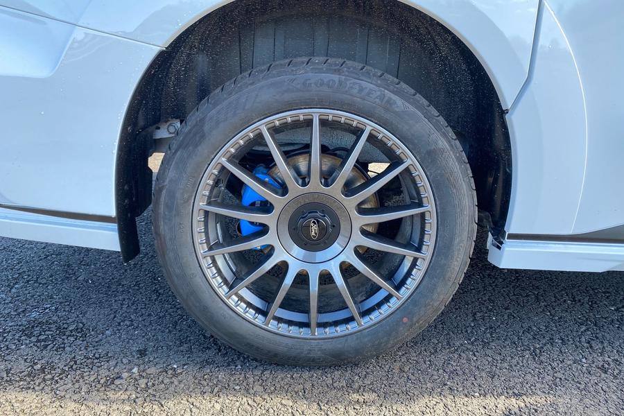 Ford TRANSIT CUSTOM Photo 030149f3-2233-4b66-8185-5802f7c0bd62.jpg