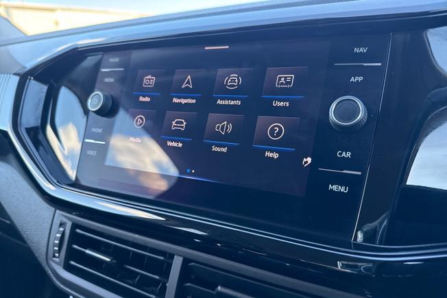 VOLKSWAGEN T-Cross Photo 12