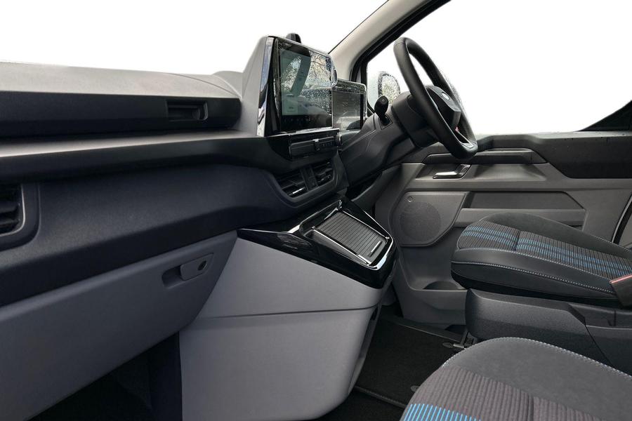 Ford TRANSIT CUSTOM Photo 0314edc4-0e68-4753-8844-6dfc5363d7bd.jpg