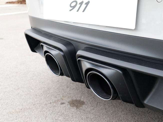 PORSCHE 911 Photo 27