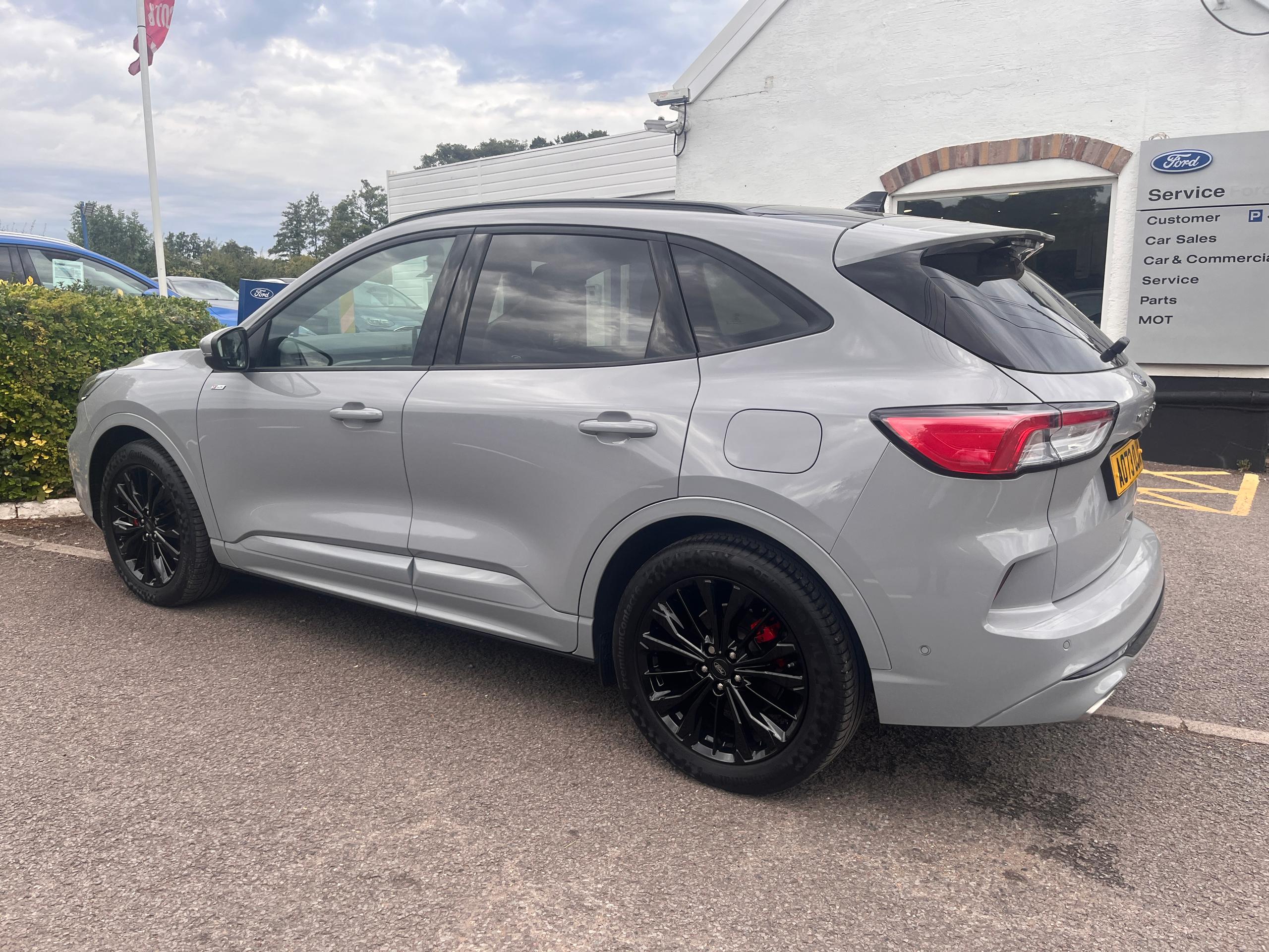 Used Ford Kuga AO73OJX 12