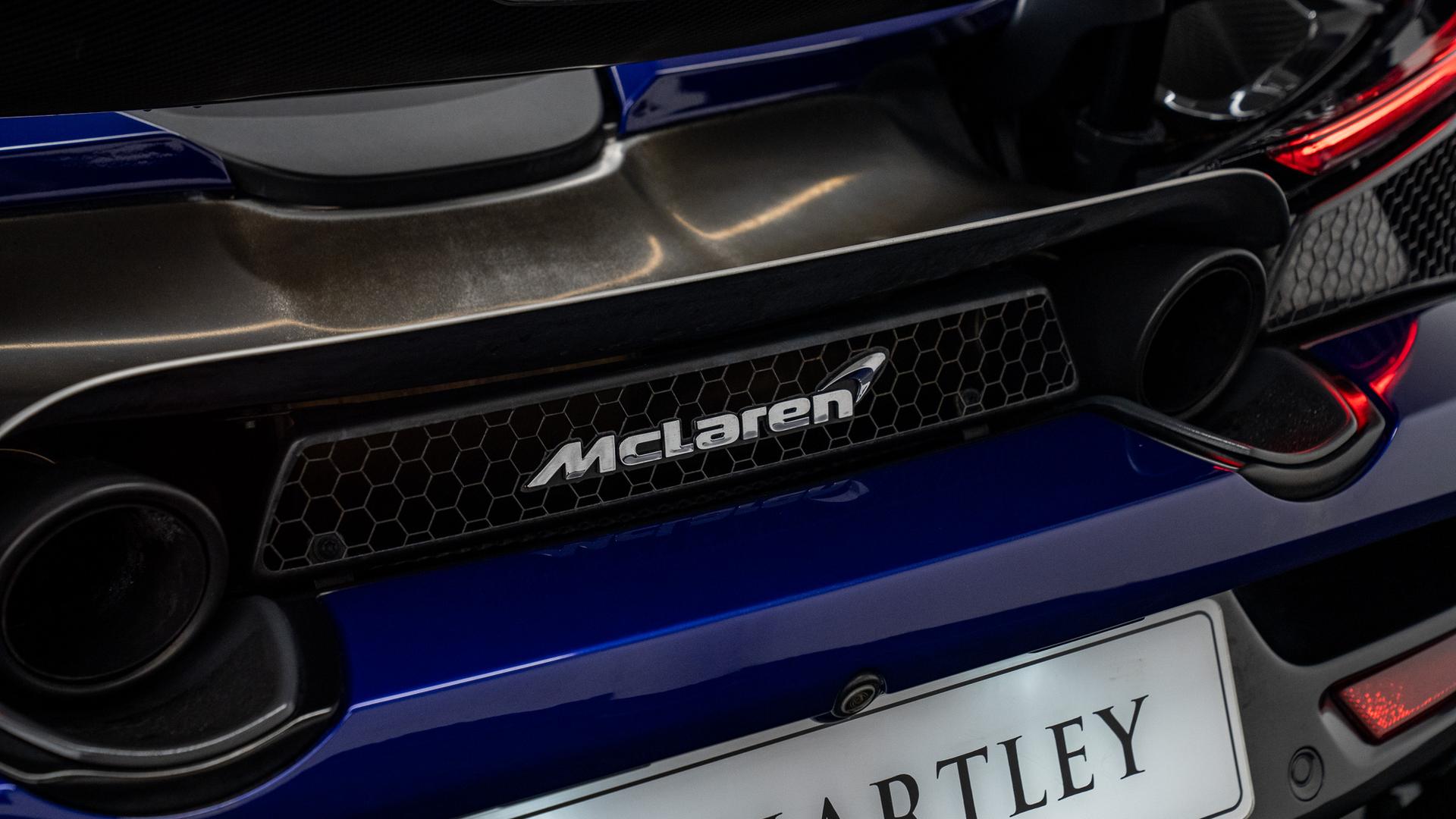 McLaren 720S Photo 0328b9b0-b9d8-4b2d-a12d-22538db76f26.jpg