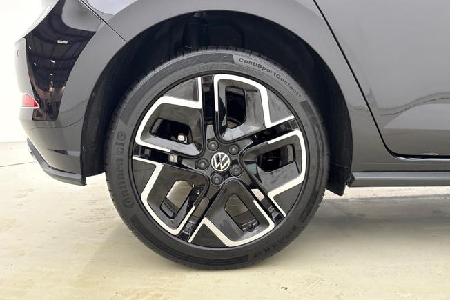 Volkswagen  Polo  Photo 5