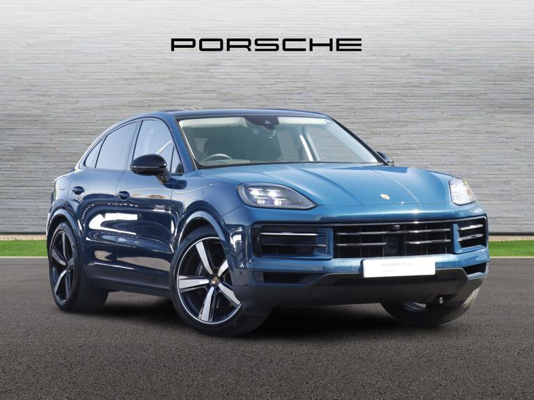 Used 2024 PORSCHE Cayenne 3.0 V6 E-Hybrid 25.9kWh Coupe 5dr Petrol Plug-in Hybrid TiptronicS 4WD Euro 6 (s/s) (470 ps) Blue at JCT600