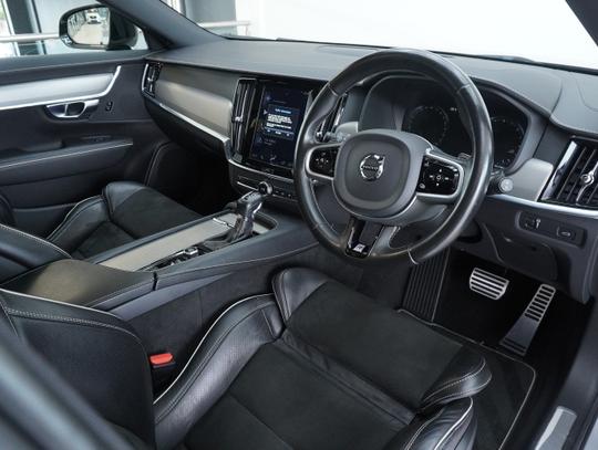 Volvo V90 Photo 035ba881-6951-4e73-bc40-4943ae54ccf2.jpg