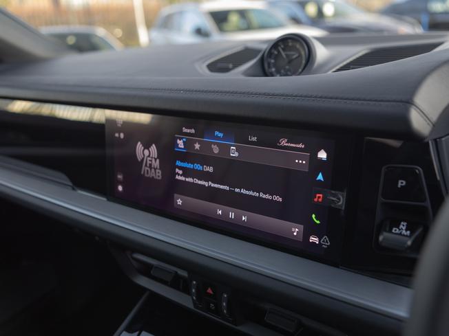 PORSCHE Cayenne Photo 15