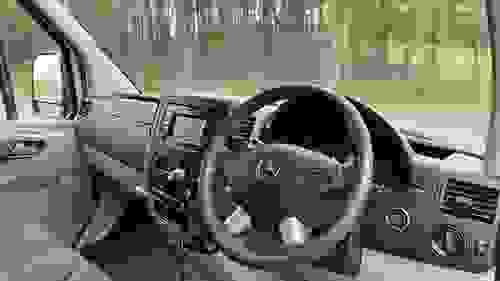 Mercedes-Benz SPRINTER Photo 036802e5-76d7-4a84-8099-5ac748661049.jpg