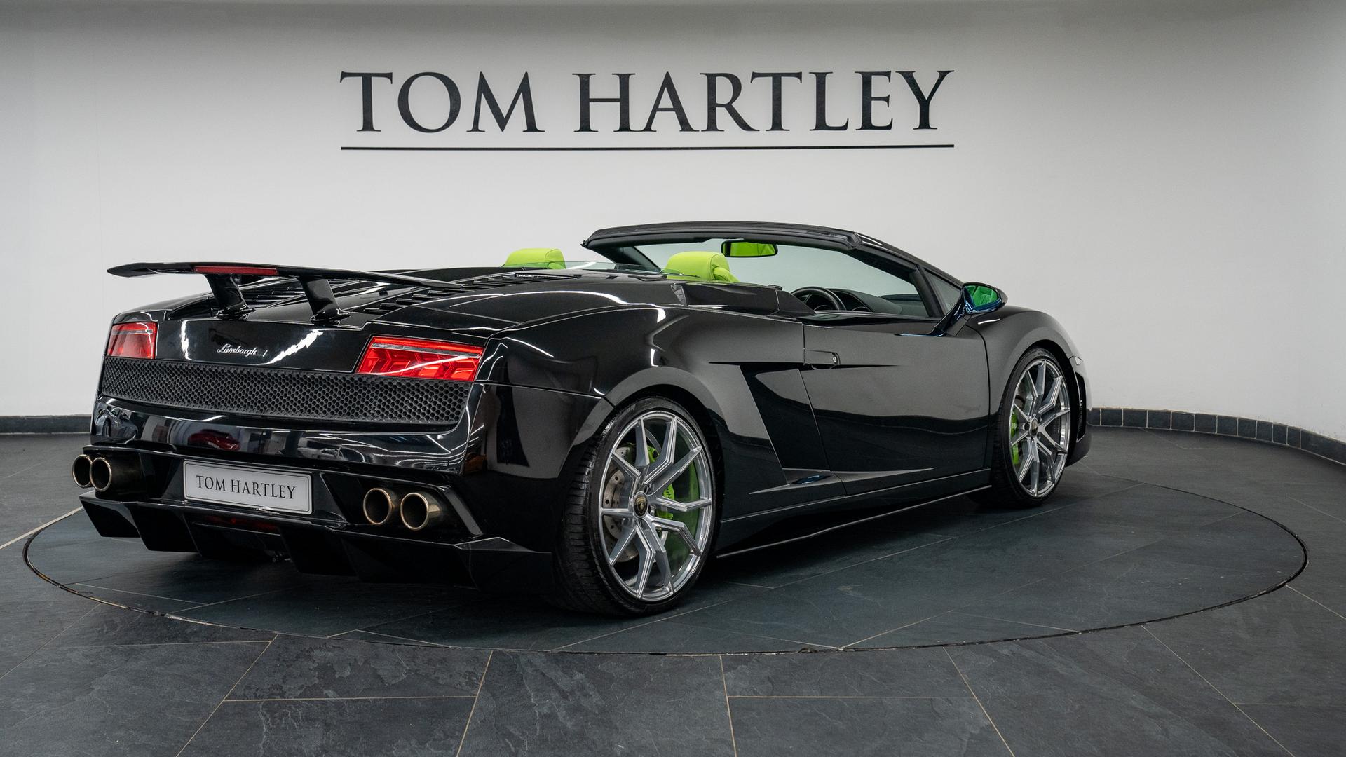 LAMBORGHINI Gallardo Photo 03841972-72fa-468d-9a8d-58dcb19d5670.jpg