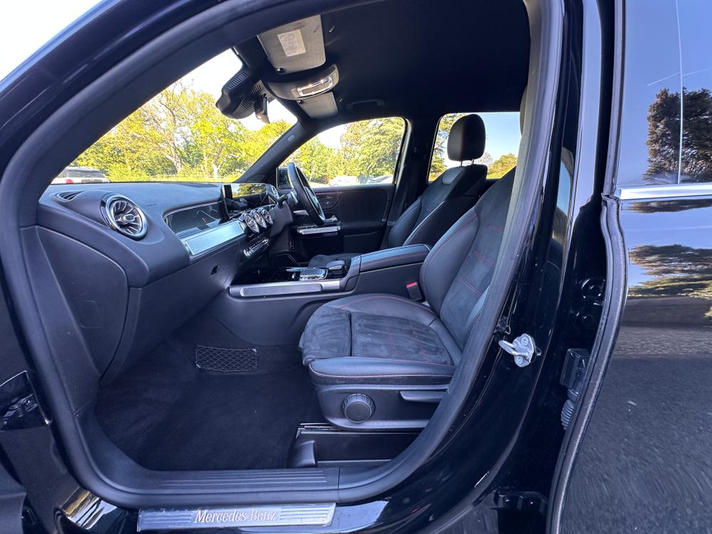 Used Mercedes-Benz GLB YR70CWF 18
