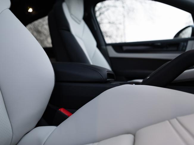 PORSCHE Cayenne Photo 14
