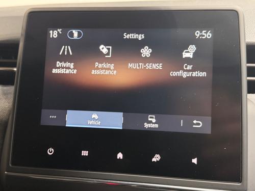 Renault CLIO Photo 0396a9c4-654f-4f7e-b22e-93b6bd64b434.jpeg