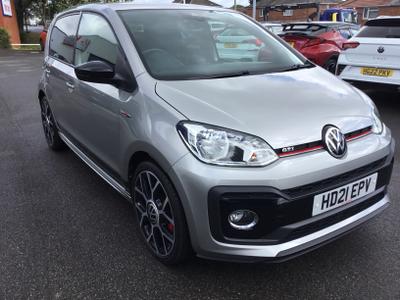 Volkswagen up! Photo 9