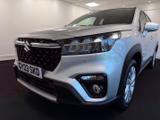 Suzuki S-Cross Photo 4