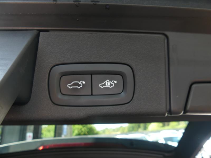 Volvo XC60 Photo 03c59999-1972-42c3-9389-73b31d050542.jpg
