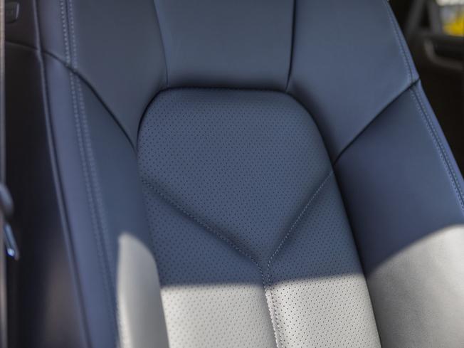 PORSCHE Macan Photo 12