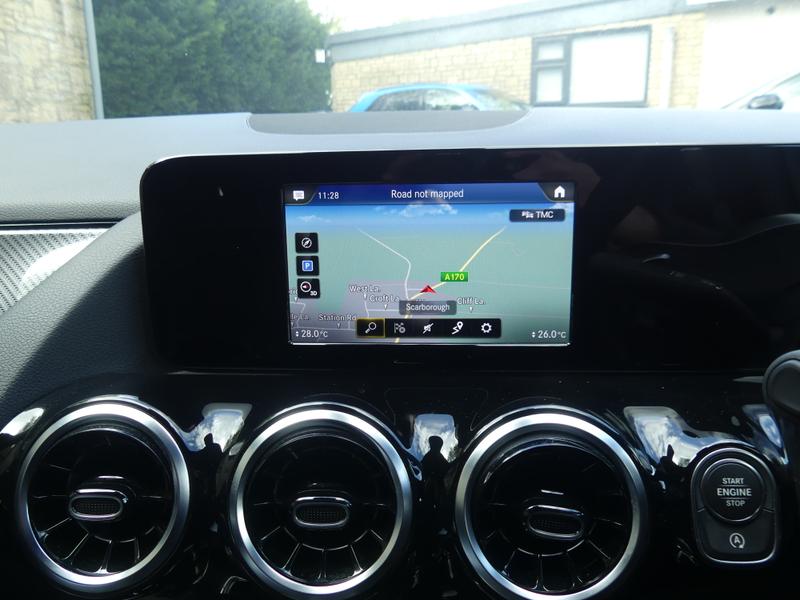 Mercedes-Benz GLA Photo 03f00f16-1d6e-4edf-8950-e6cf3265826a.jpg