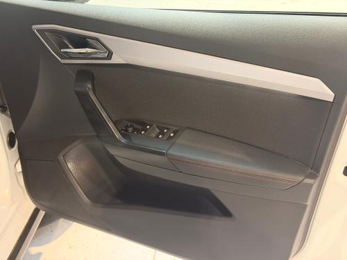 SEAT Arona Photo 03f78b6f-133a-4b0f-973b-480fafcc10e2.jpeg