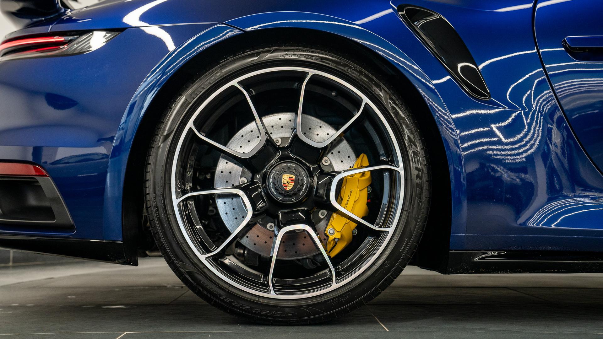 Porsche 911 Turbo S Photo 03fa973d-a87f-4ccd-895e-588efd0774e4.jpg