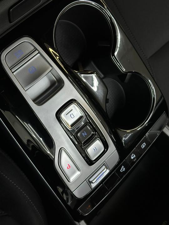 Hyundai TUCSON Photo 0408a3c9-0fe7-4aee-ba93-0661320c8f43.jpg