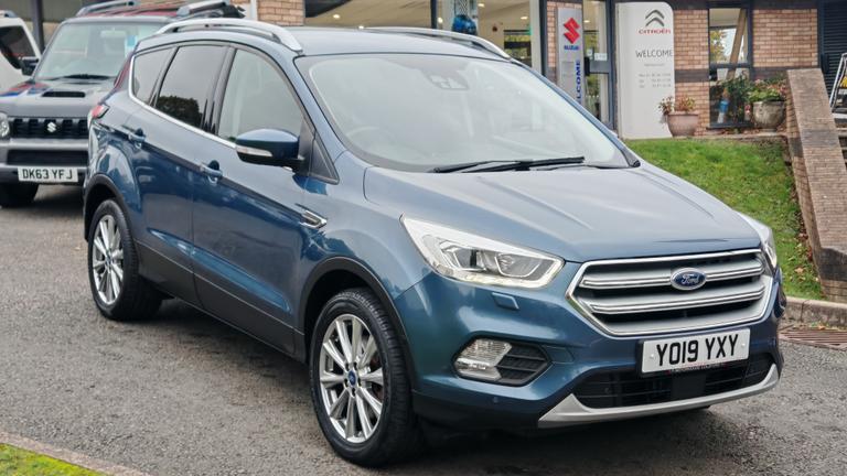 Used Ford Kuga YO19YXY 1