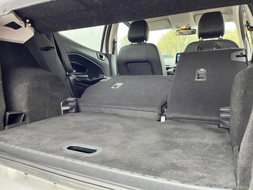 Ford EcoSport Photo 04177bca-55c6-4306-8ab7-957142576211.JPG