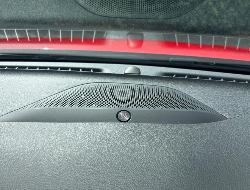 Ford Focus Photo 04220775-a35b-4603-8554-fa98c2622a25.jpg