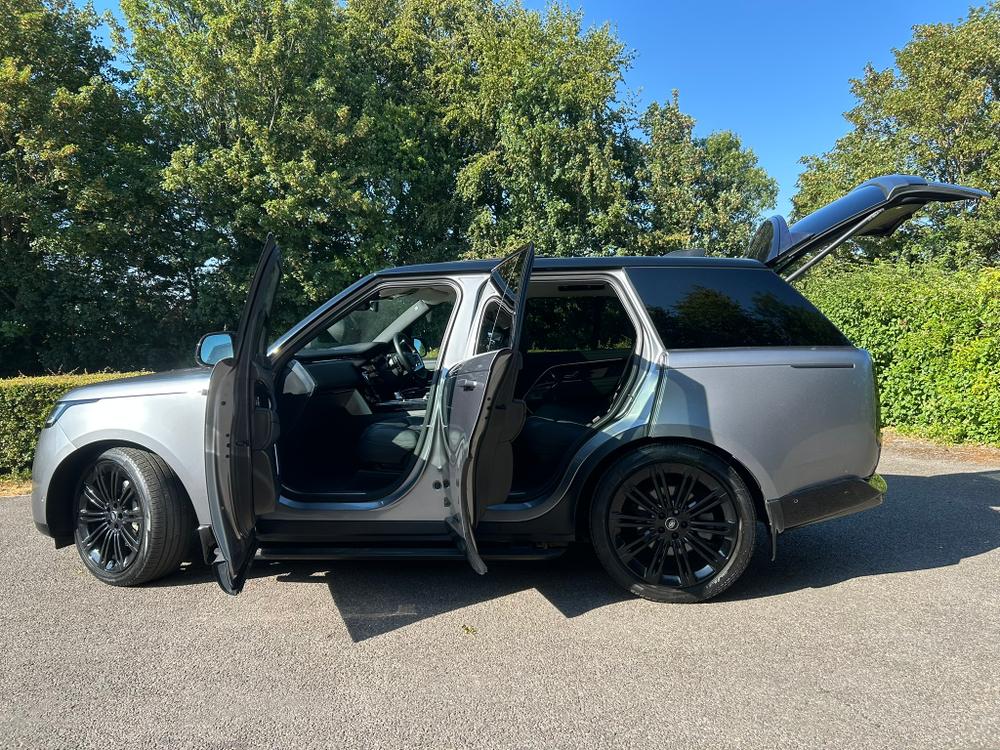 Used Land Rover Range Rover M8KNU 4