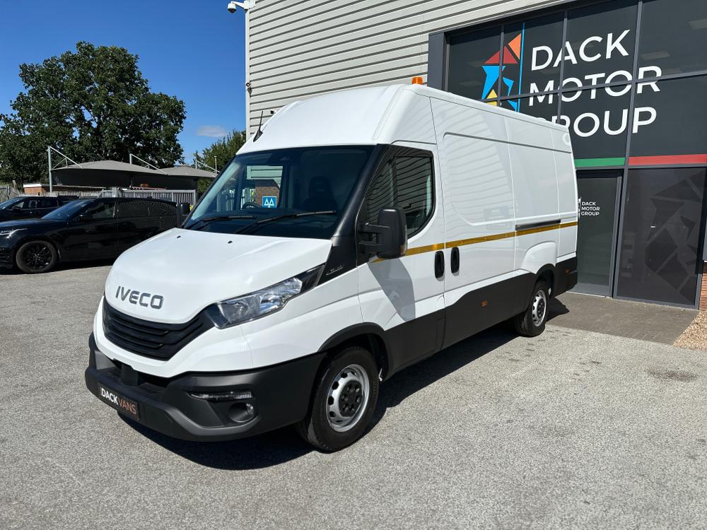 Iveco Daily 35S14 Photo 04374a2b-a2bd-4fb0-9bd0-193b3c4c99f7.jpg