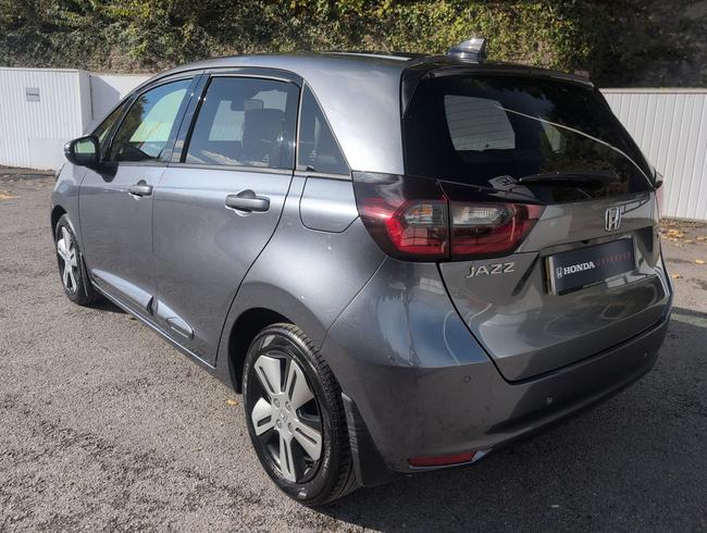 Honda Jazz Photo 0440bdf7-e263-4639-83d8-aa8de2f8ddb6.jpg