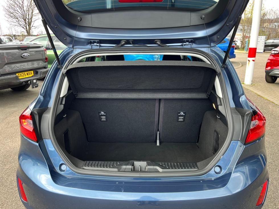 Ford Fiesta Photo 04483c31-352f-42a2-88c1-d43f318fb855.jpg