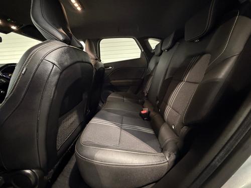 Renault Captur Photo 04684f42-d9a8-47b2-a636-ed873890ab36.jpeg